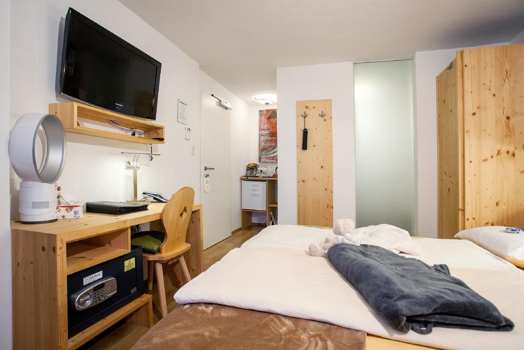 Gaestehaus Waldrand Garni Wiesing Eksteriør billede