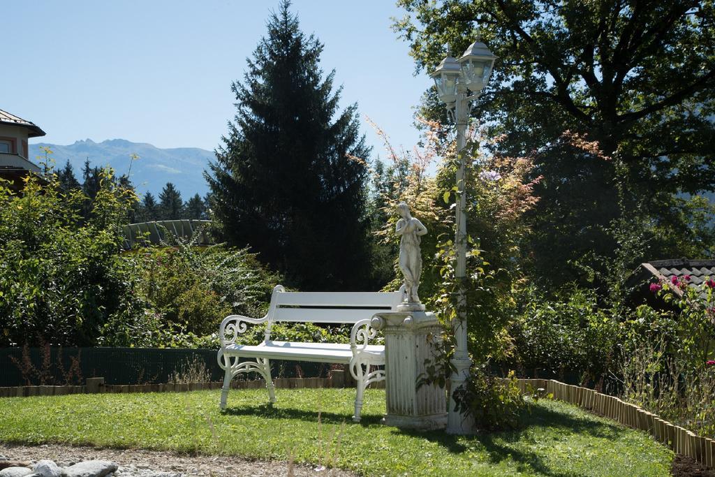 Gaestehaus Waldrand Garni Wiesing Eksteriør billede